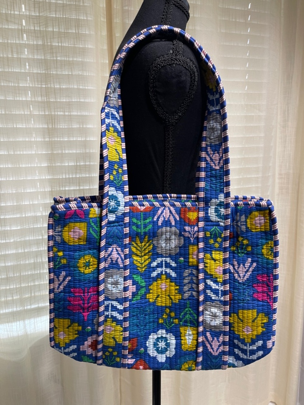 (New) Quilted Blue Floral Tote Bag with Colorful Blooms